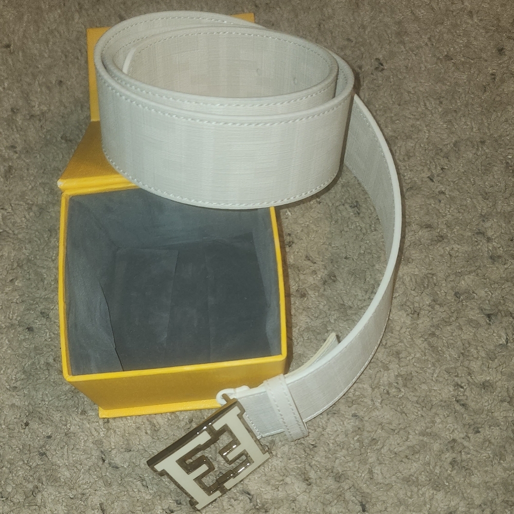 Fendi belt size 40/100